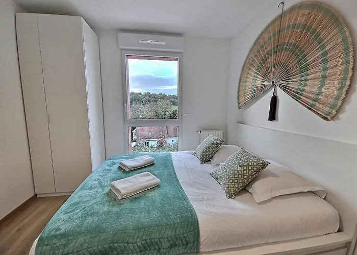 Lumineux, Neuf T2, Balcon, Vue Imprenable, Parking *