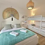 Lumineux, Neuf T2, Balcon, Parking, Vue Imprenable Apartment