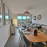 Lumineux, Neuf T2, Balcon, Parking, Vue Imprenable