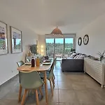 Lumineux, Neuf T2, Balcon, Parking, Vue Imprenable Apartment Honfleur