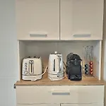 Apartment Lumineux, Neuf T2, Balcon, Parking, Vue Imprenable