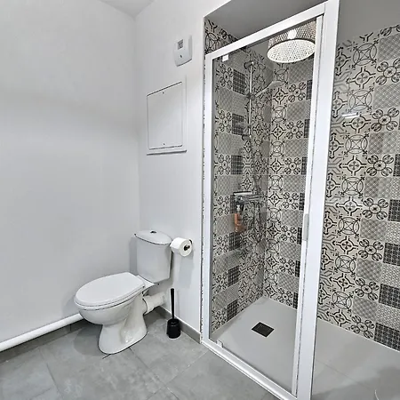 Lumineux, Neuf T2, Balcon, Parking, Vue Imprenable *
