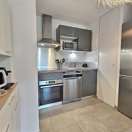 Lumineux, Neuf T2, Balcon, Vue Imprenable, Parking