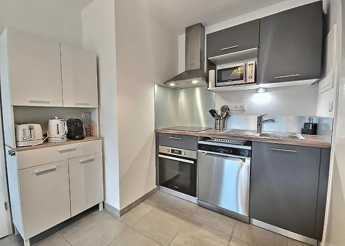 Lumineux, Neuf T2, Balcon, Vue Imprenable, Parking Appartamento *