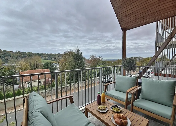 Lumineux, Neuf T2, Balcon, Parking, Vue Imprenable *